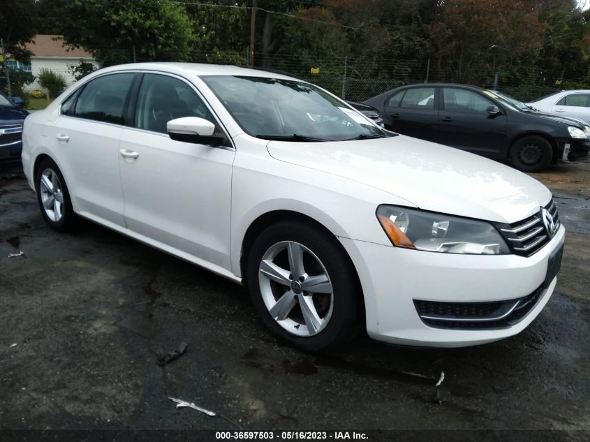 2013 VOLKSWAGEN PASSAT 2.5L SE