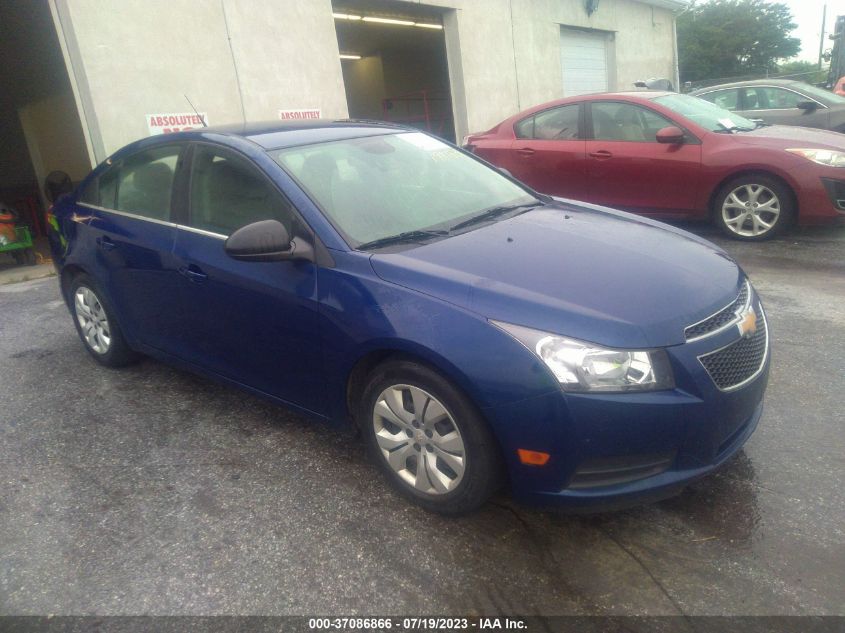 2012 CHEVROLET CRUZE LS