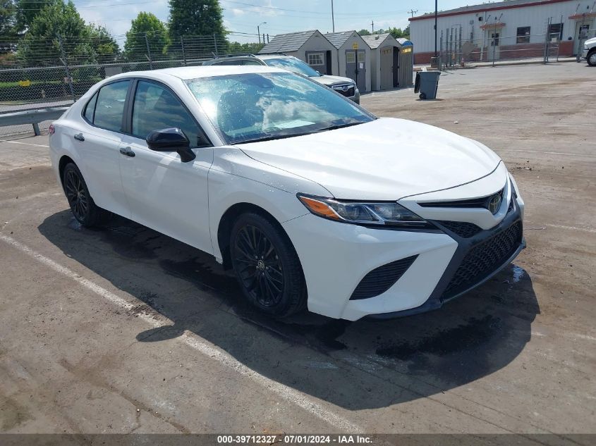 2020 TOYOTA CAMRY SE NIGHTSHADE EDITION