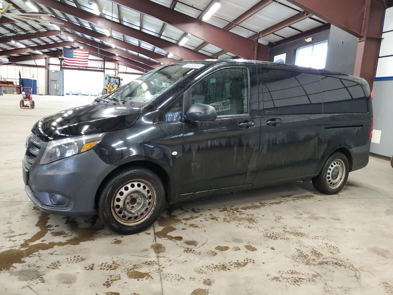 2019 MERCEDES-BENZ METRIS