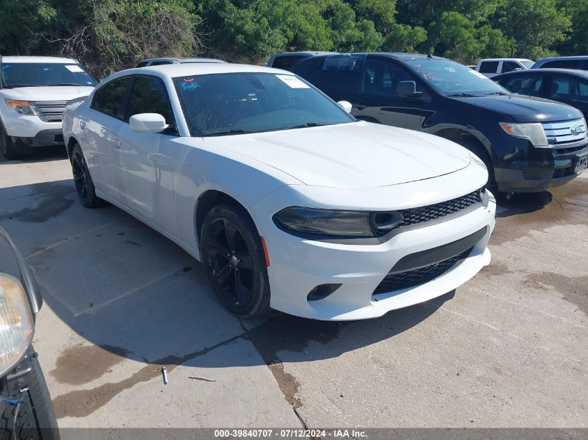 2016 DODGE CHARGER SXT