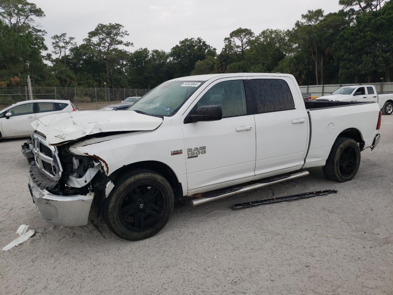 2019 RAM 1500 CLASSIC SLT