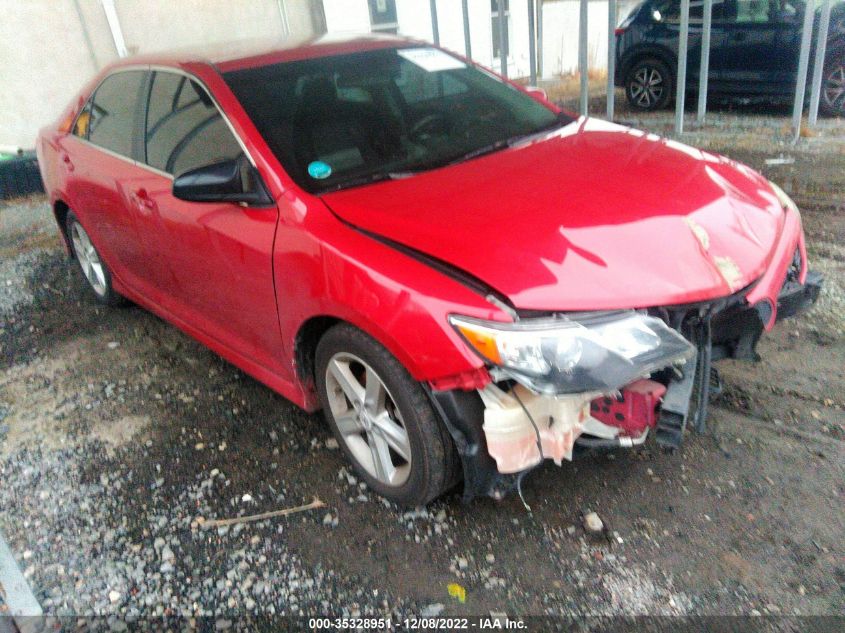 2013 TOYOTA CAMRY SE