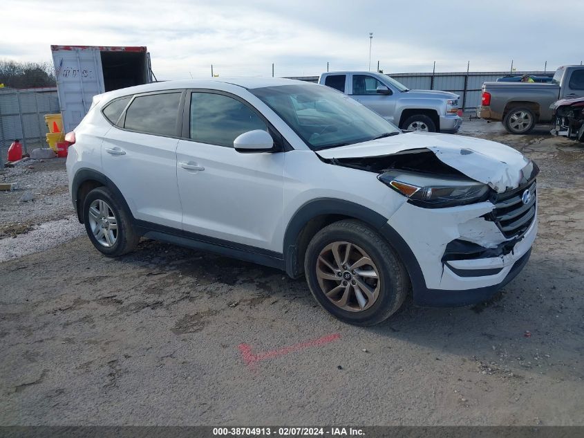 2016 HYUNDAI TUCSON SE