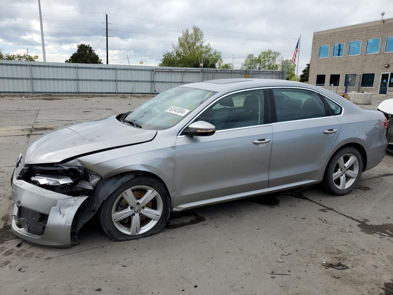 2012 VOLKSWAGEN PASSAT SE