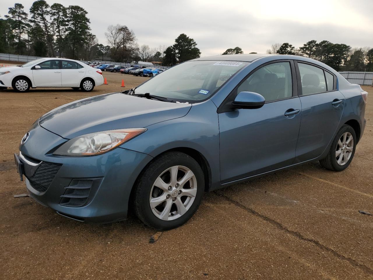 2010 MAZDA 3 I