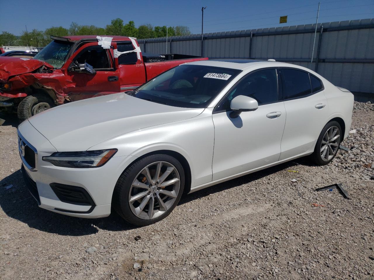 2020 VOLVO S60 T5 MOMENTUM