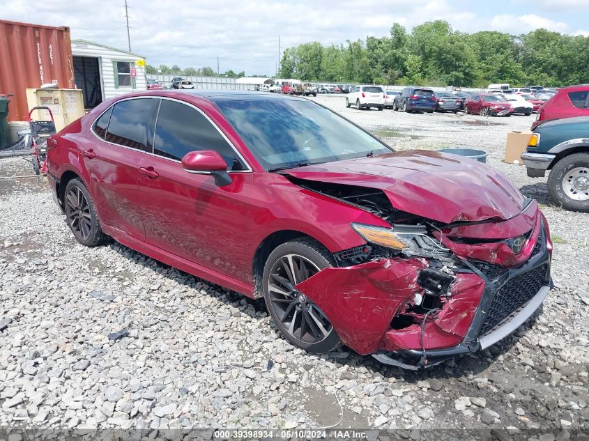 2018 TOYOTA CAMRY XSE