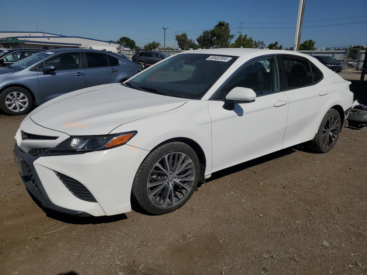 2020 TOYOTA CAMRY SE