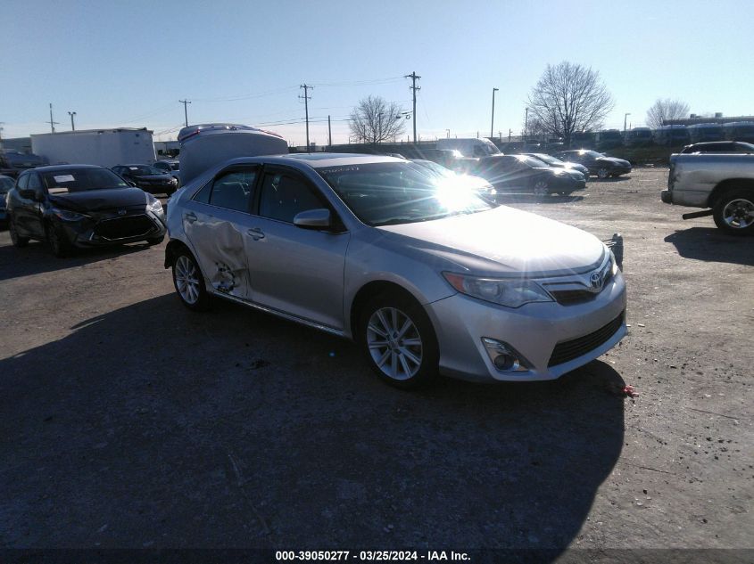 2014 TOYOTA CAMRY XLE