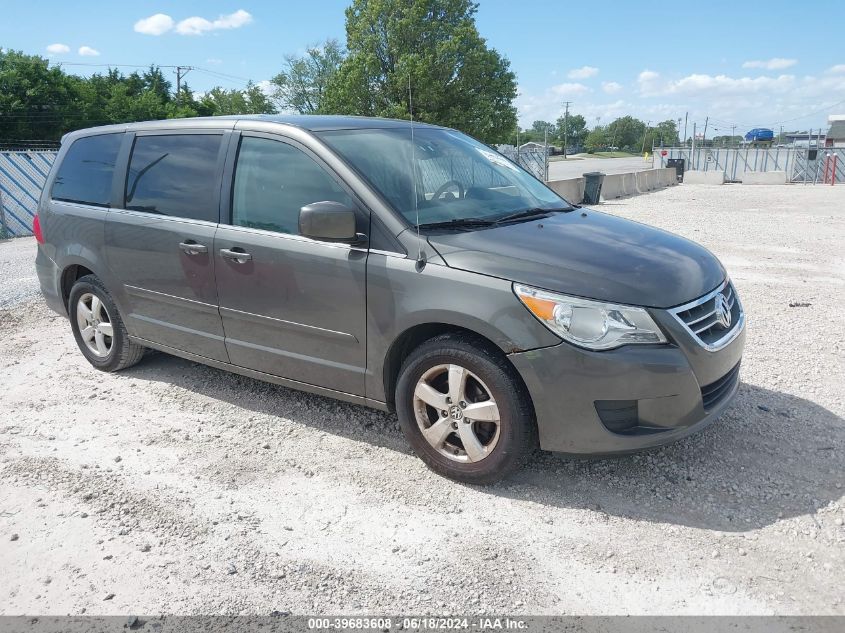 2010 VOLKSWAGEN ROUTAN SE