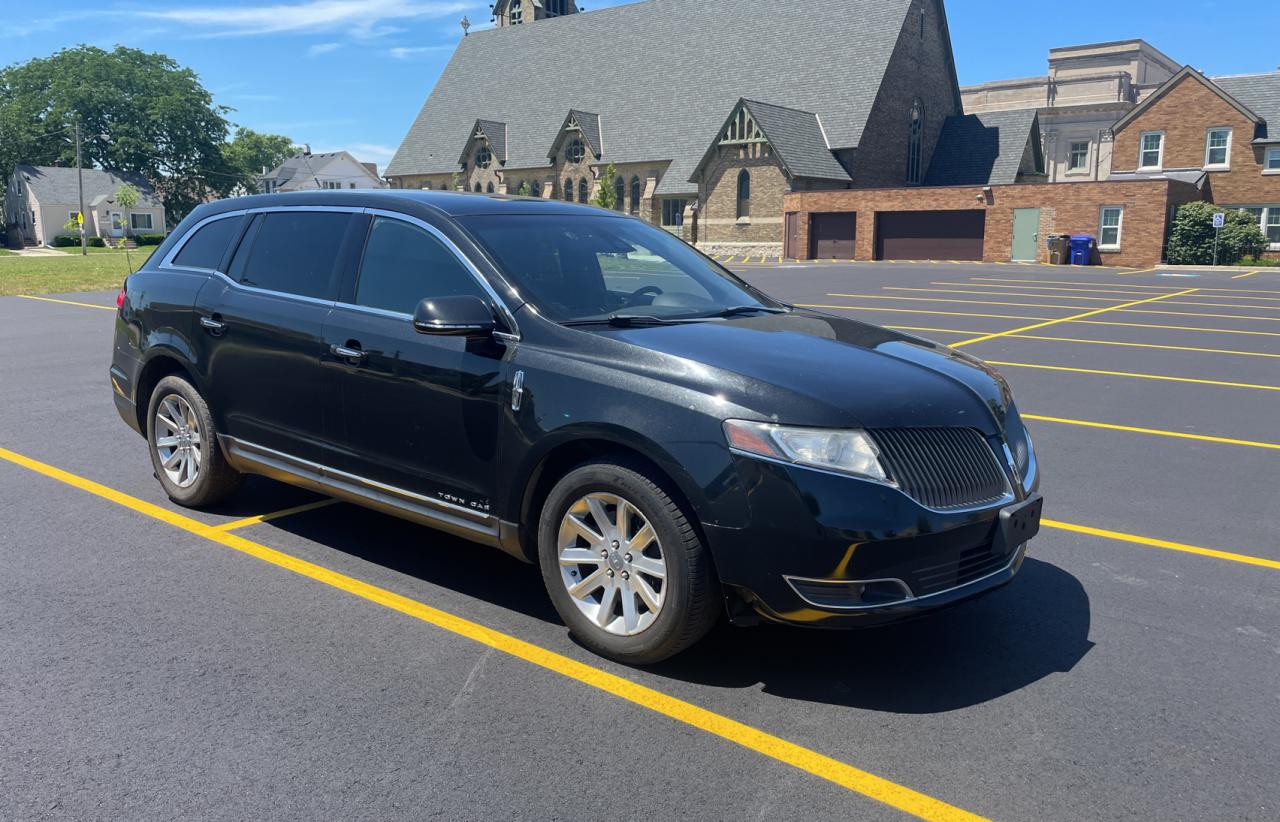 2014 LINCOLN MKT