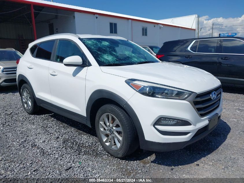 2016 HYUNDAI TUCSON SE