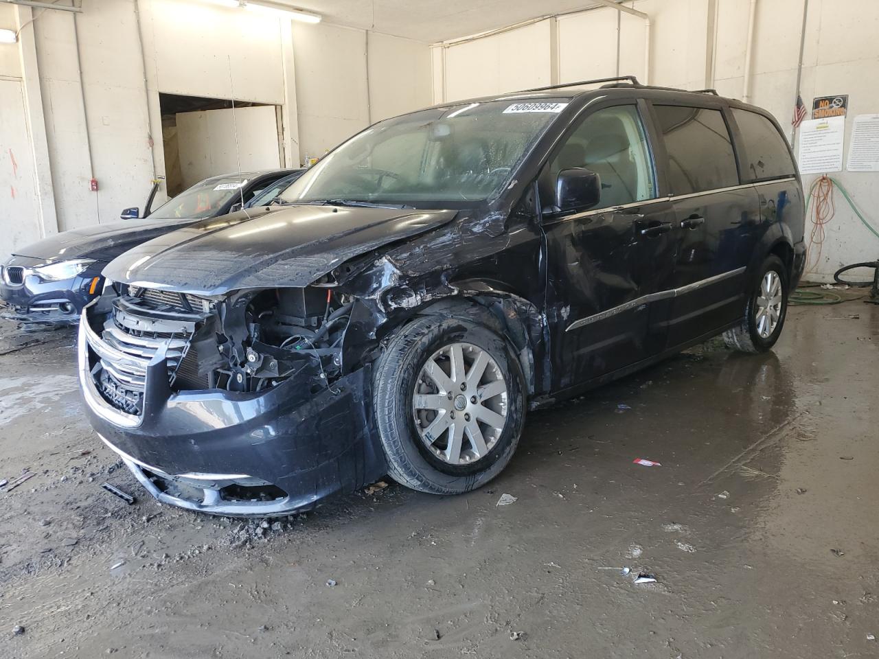 2014 CHRYSLER TOWN & COUNTRY TOURING