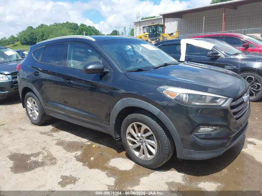 2016 HYUNDAI TUCSON SE