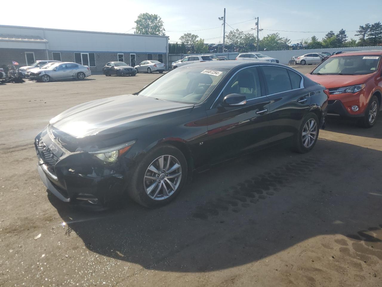 2015 INFINITI Q50 BASE