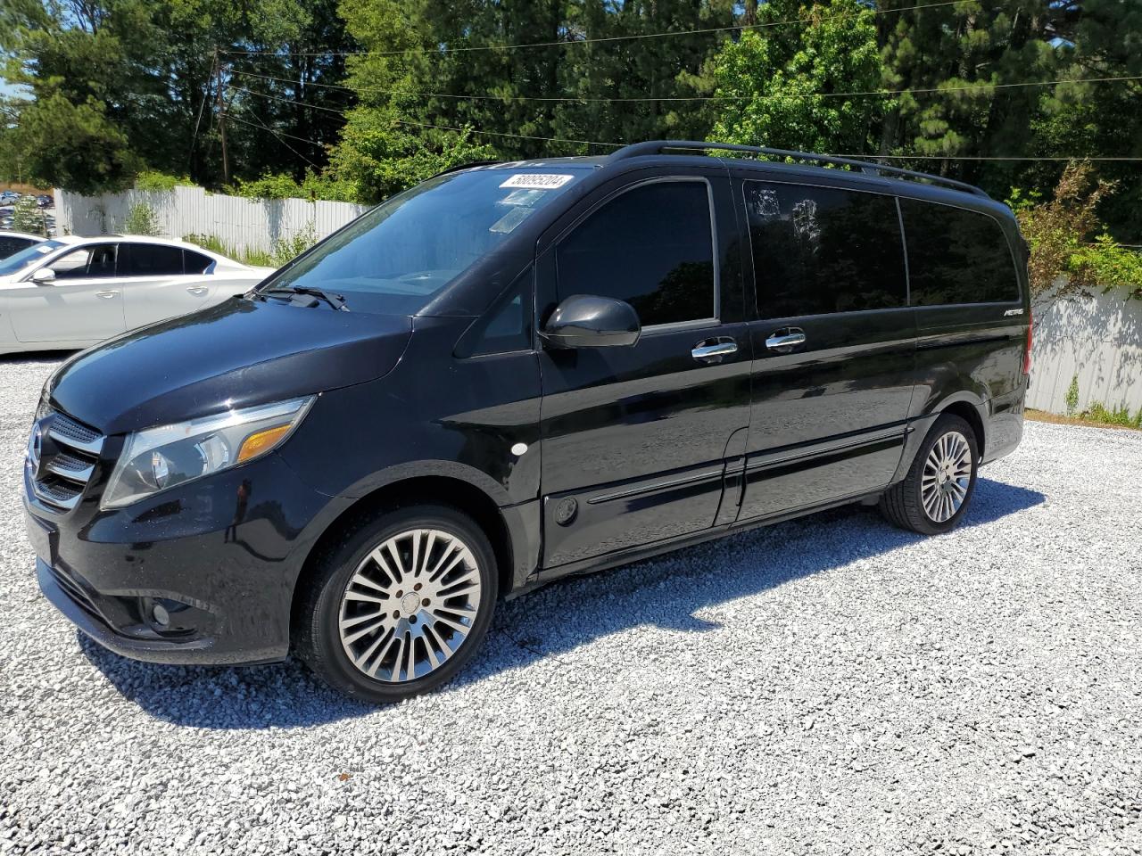 2016 MERCEDES-BENZ METRIS