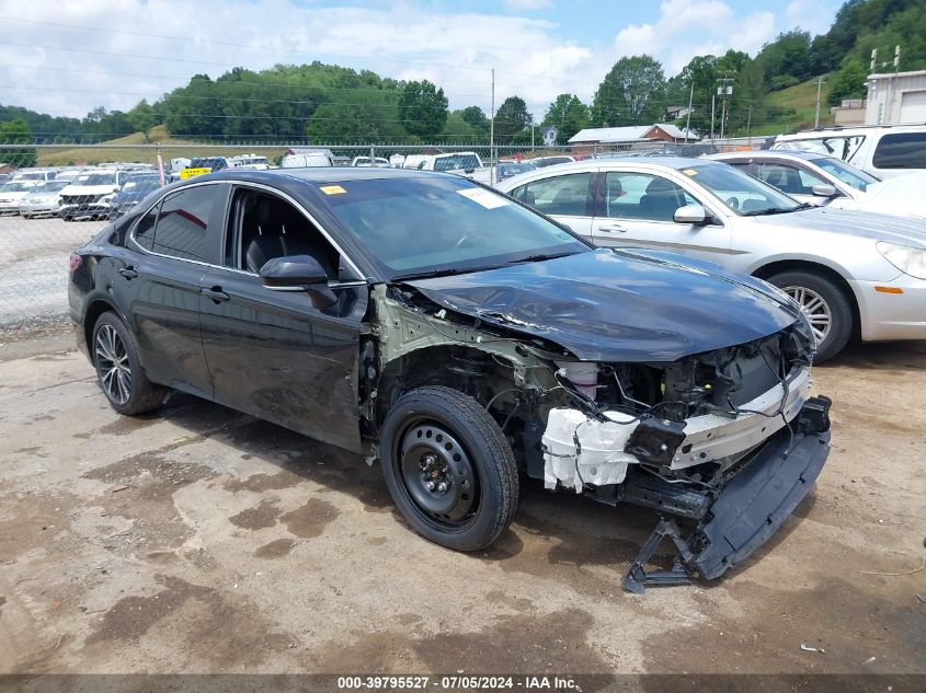 2020 TOYOTA CAMRY SE AWD