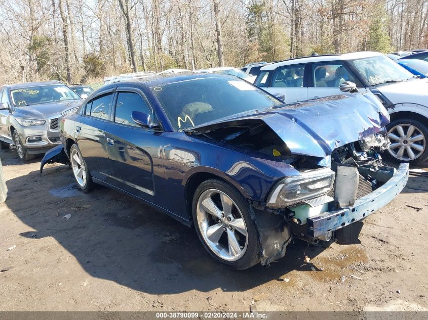 2013 DODGE CHARGER SXT