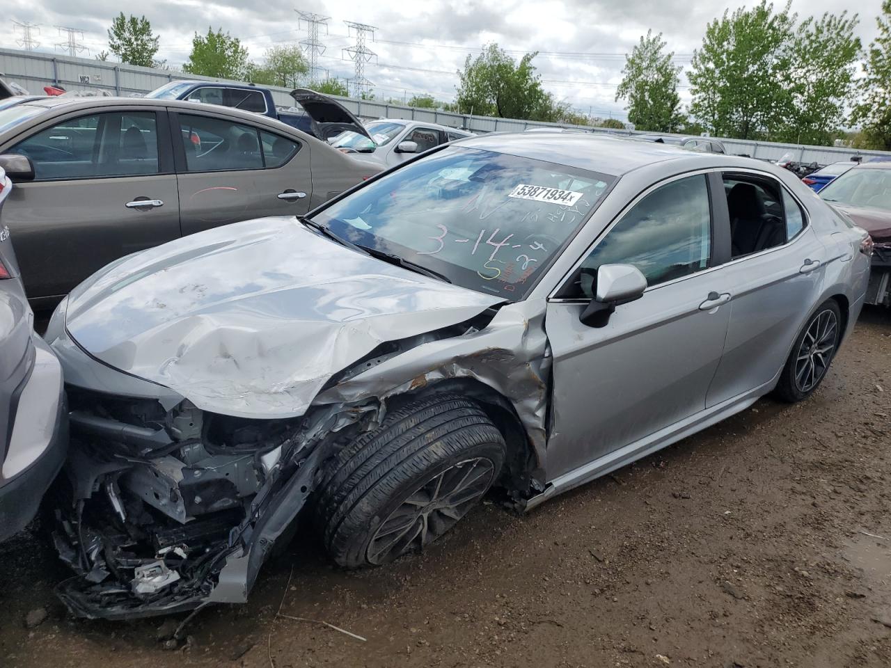 2021 TOYOTA CAMRY SE