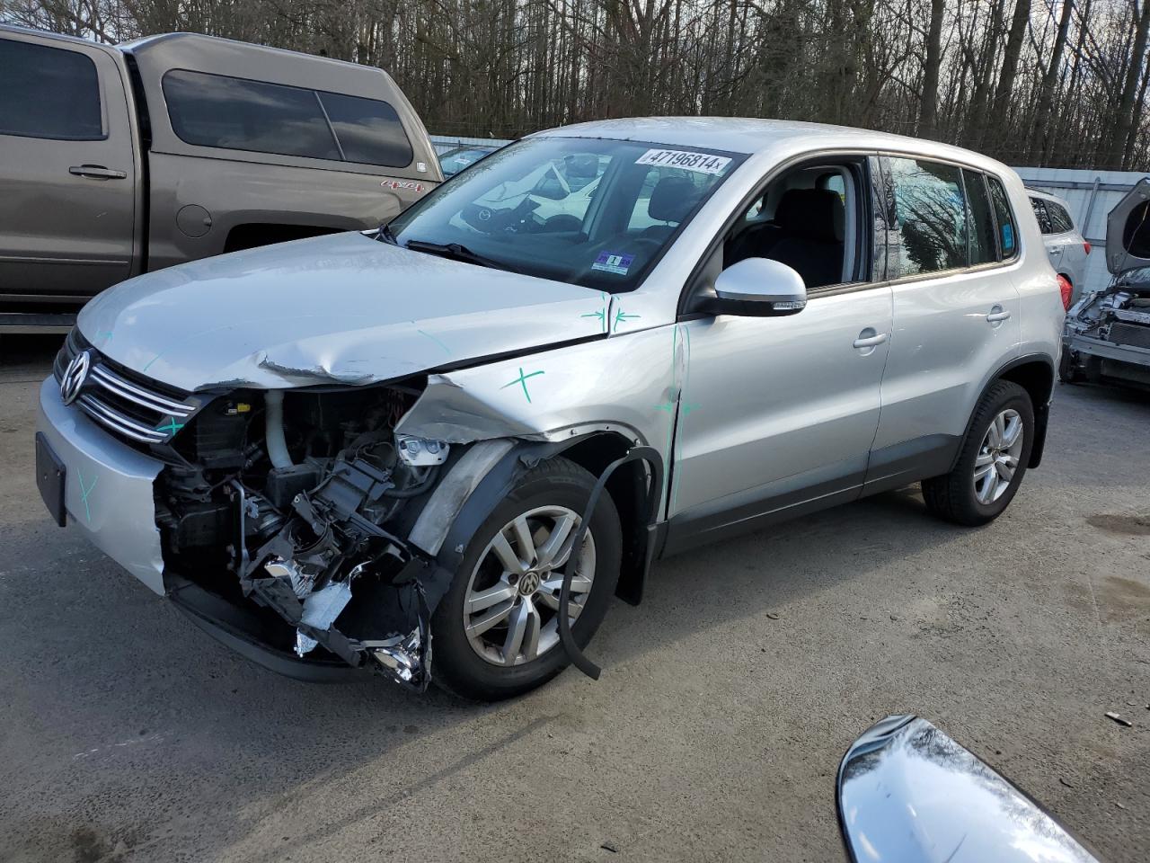 2014 VOLKSWAGEN TIGUAN S