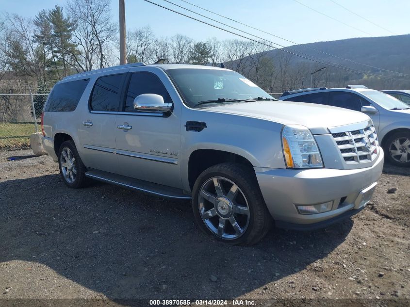 2011 CADILLAC ESCALADE ESV LUXURY