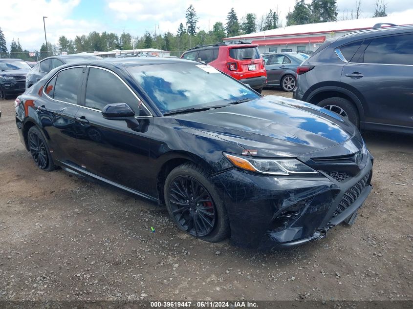 2018 TOYOTA CAMRY SE