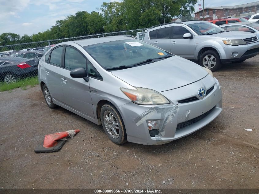 2010 TOYOTA PRIUS III