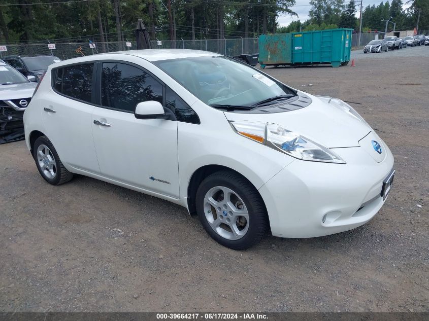 2013 NISSAN LEAF SV