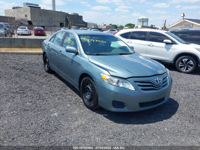 2011 TOYOTA CAMRY LE