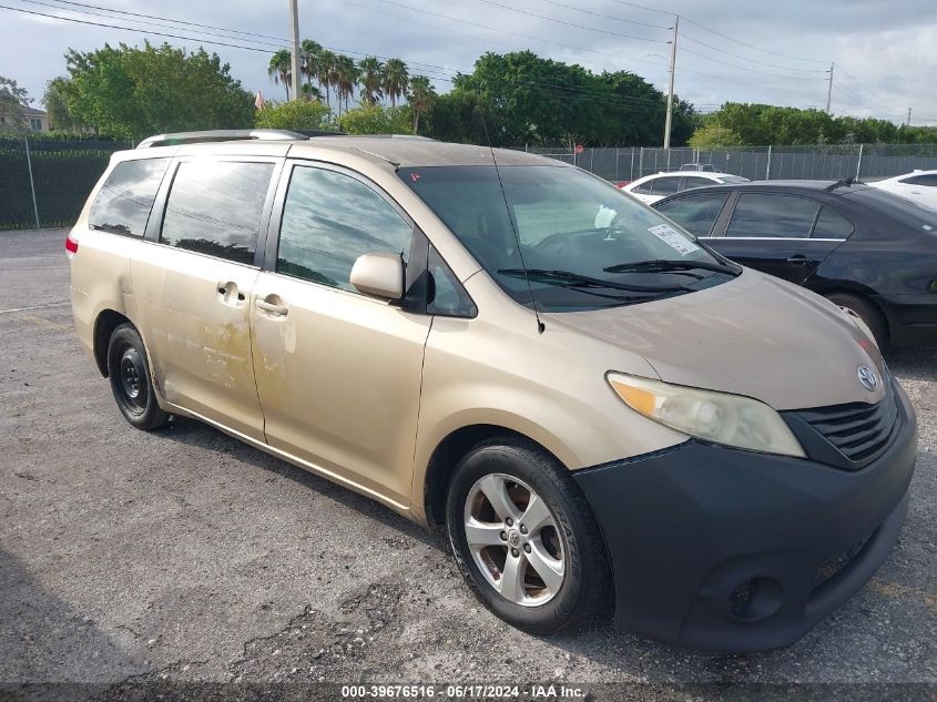 2011 TOYOTA SIENNA LE