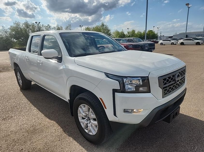 2022 NISSAN FRONTIER SV