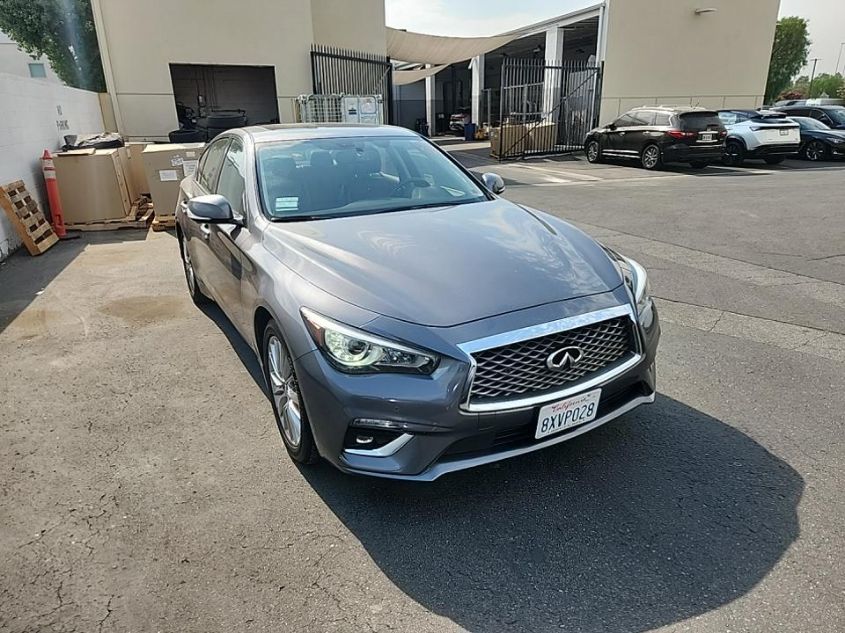 2021 INFINITI Q50 LUXE