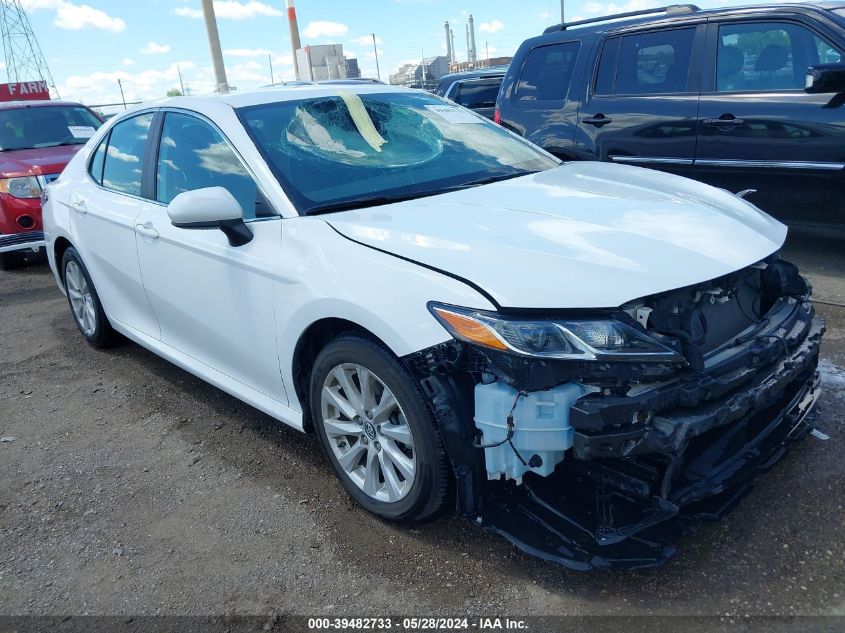 2019 TOYOTA CAMRY LE