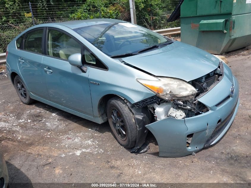 2013 TOYOTA PRIUS THREE