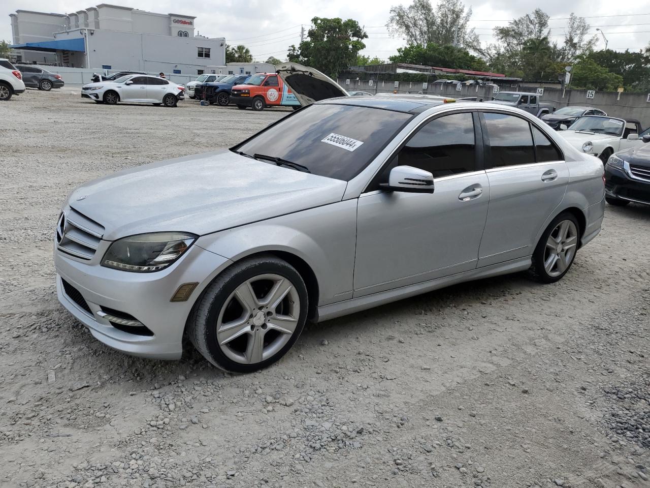 2011 MERCEDES-BENZ C 300