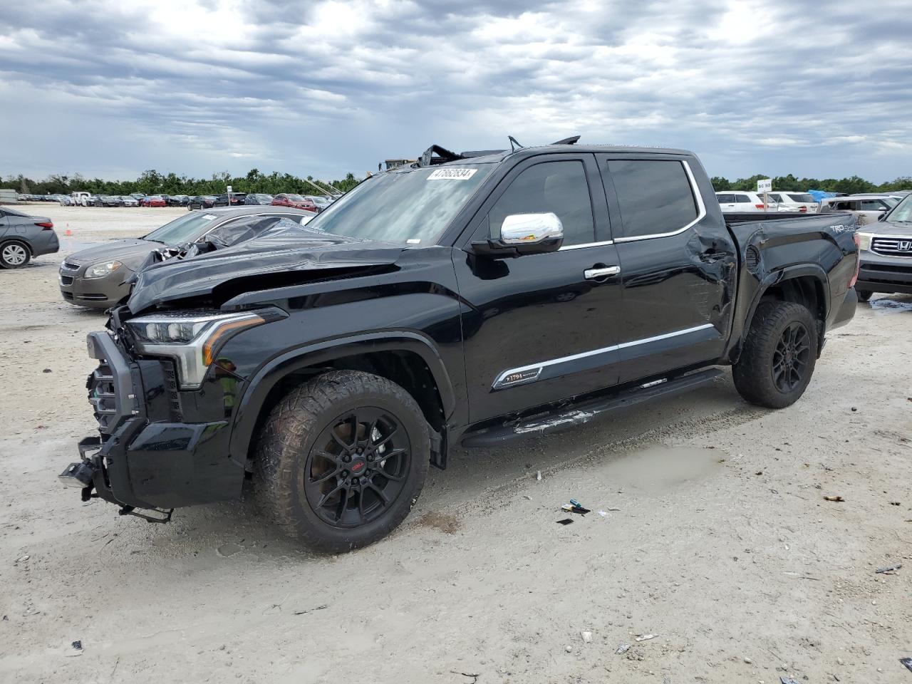 2023 TOYOTA TUNDRA CREWMAX PLATINUM