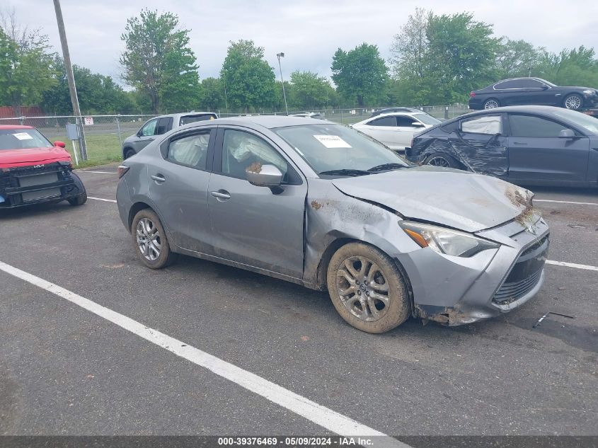 2016 SCION IA