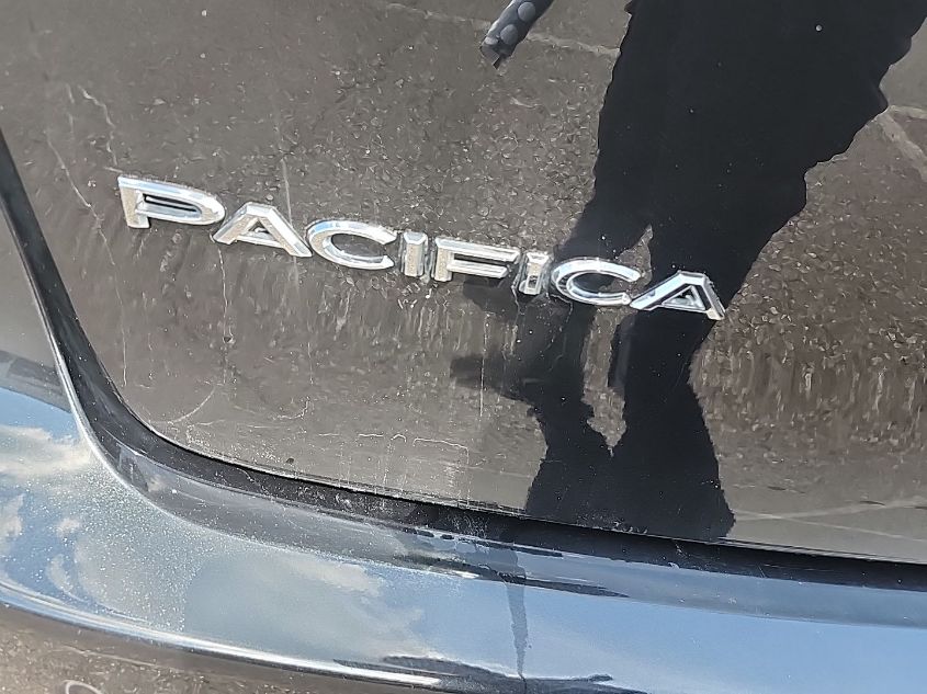 2020 CHRYSLER PACIFICA TOURING