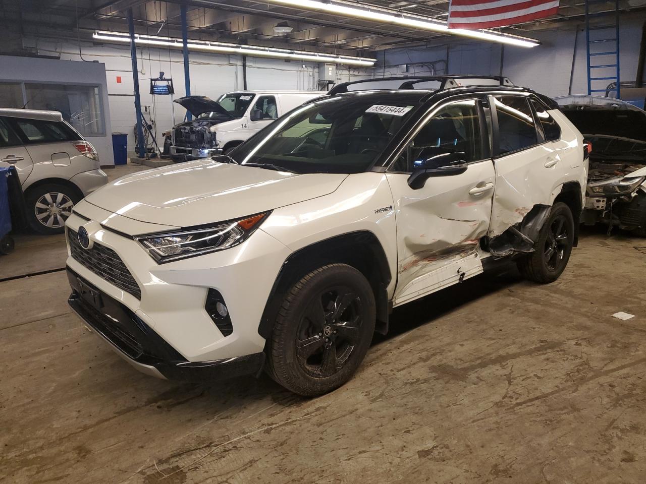 2020 TOYOTA RAV4 XSE