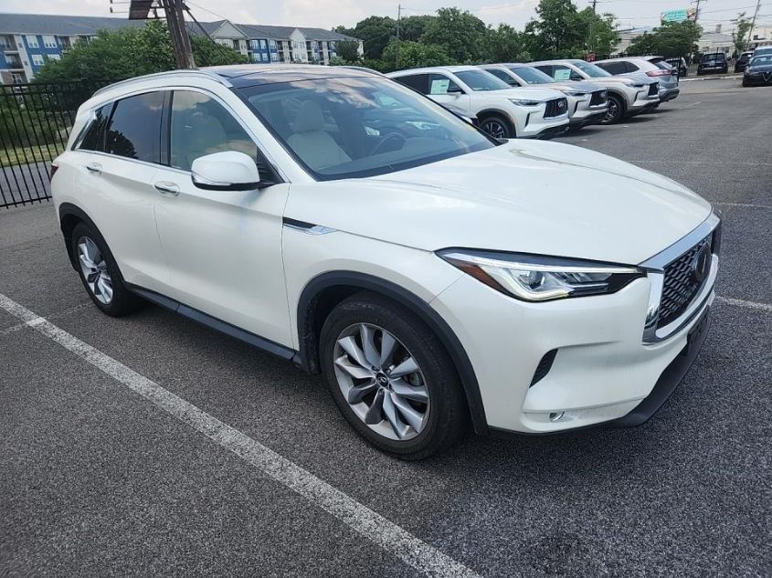 2021 INFINITI QX50 LUXE