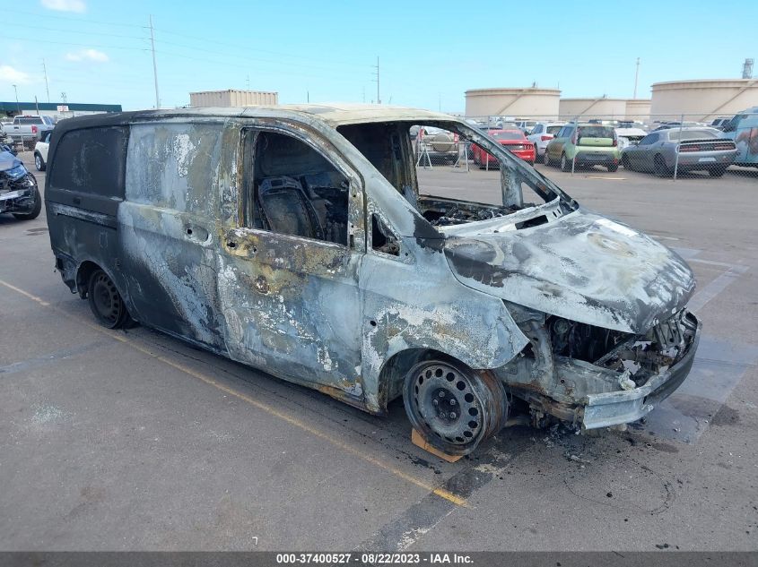 2016 MERCEDES-BENZ METRIS