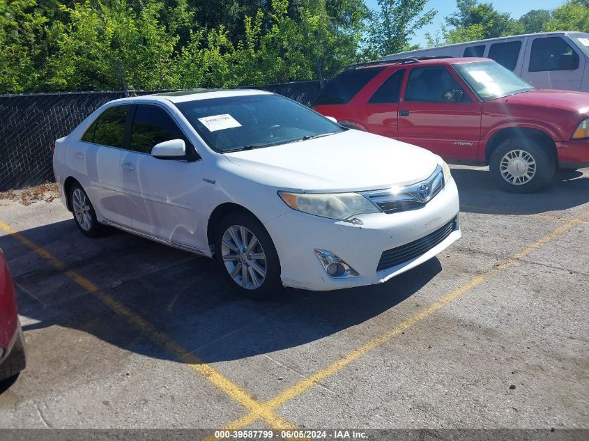 2013 TOYOTA CAMRY HYBRID XLE