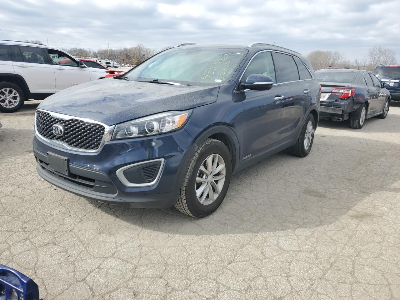 2016 KIA SORENTO LX