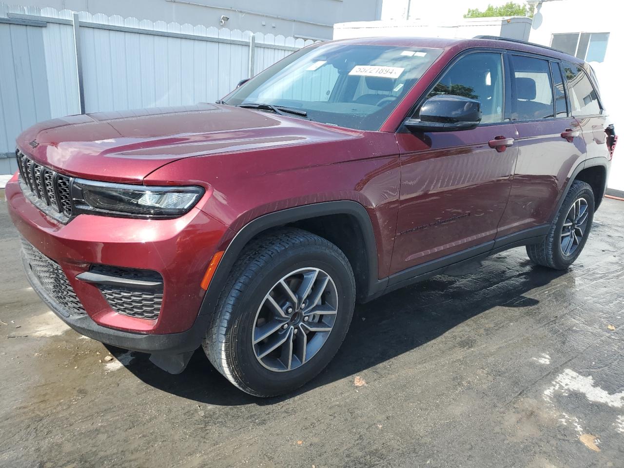 2024 JEEP GRAND CHEROKEE LAREDO