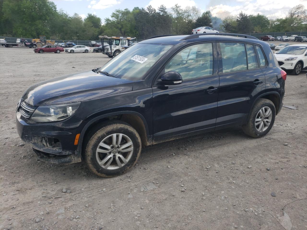 2016 VOLKSWAGEN TIGUAN S