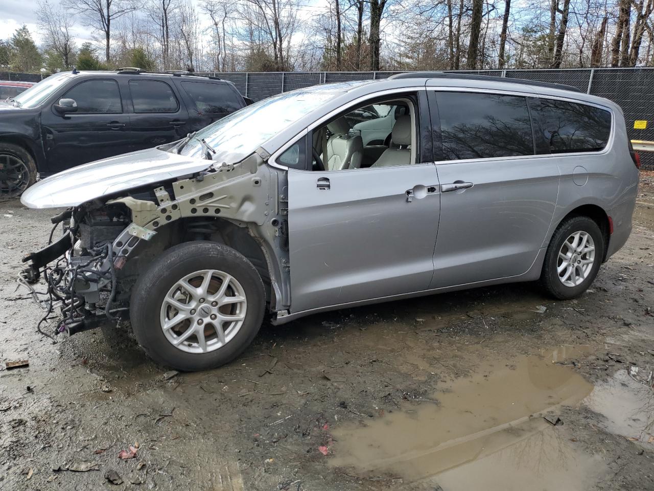 2021 CHRYSLER VOYAGER LXI