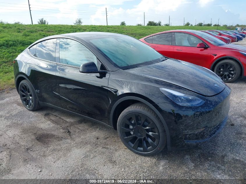 2024 TESLA MODEL Y