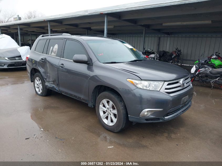 2011 TOYOTA HIGHLANDER SE V6