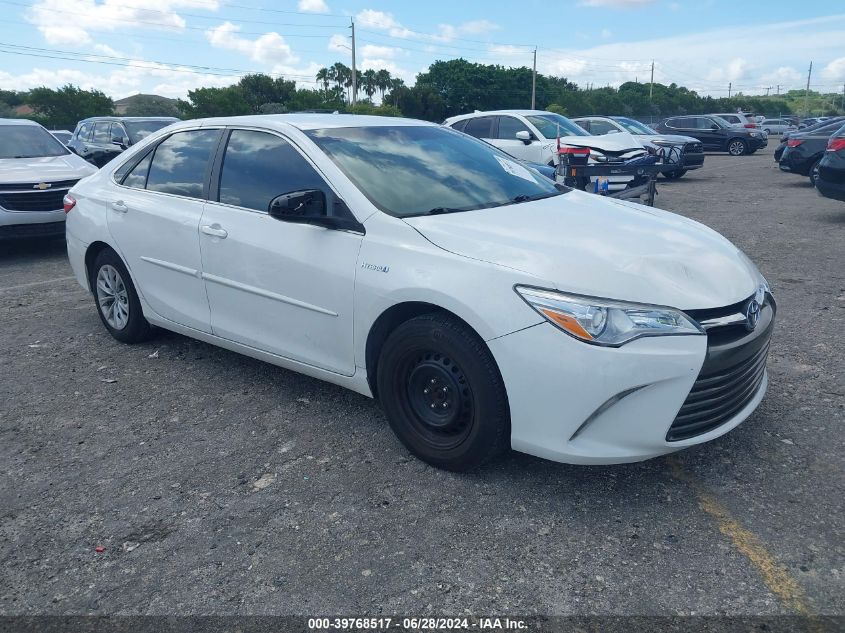 2017 TOYOTA CAMRY HYBRID LE